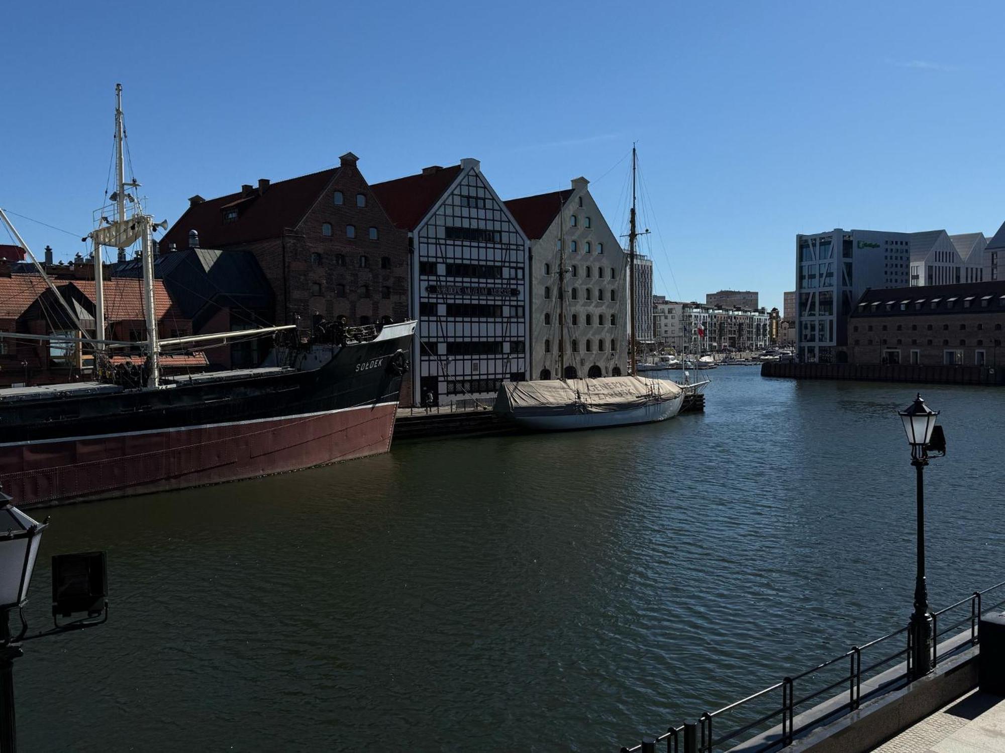 Motlawa Apartments - Old Town & River Viev, Fast Wifi Gdańsk Extérieur photo